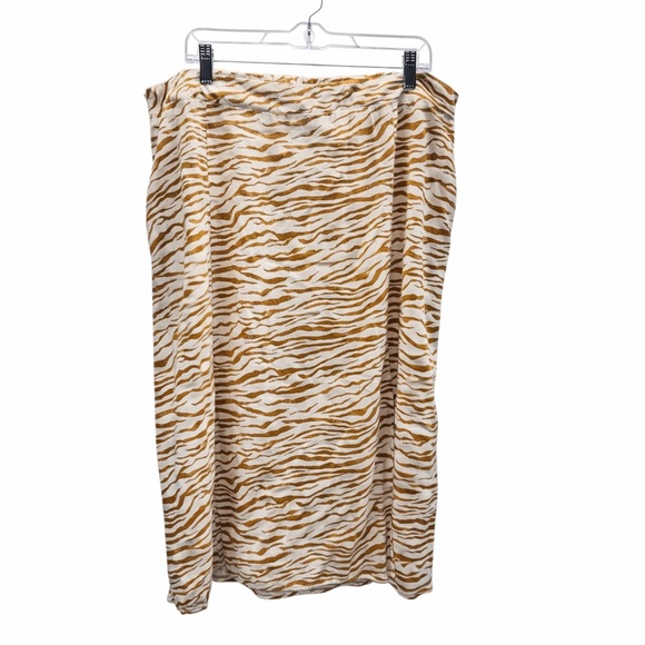 Ava & Viv Dresses & Skirts - Ava & Viv Zebra Print Plus Midi Skirt 1X Relaxed Boho Elastic Waist Side Slit